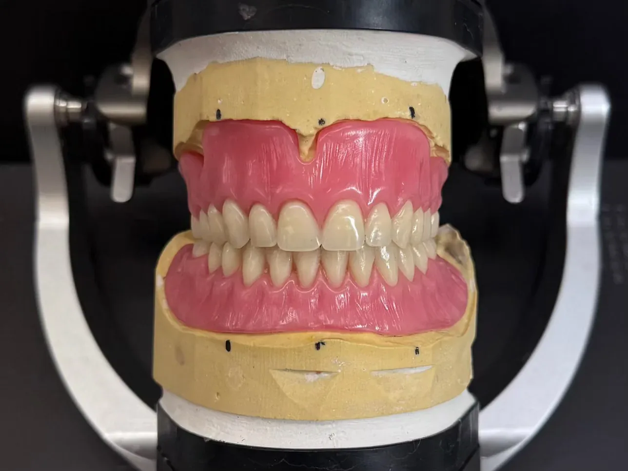 Modelace v artikulátoru — detail